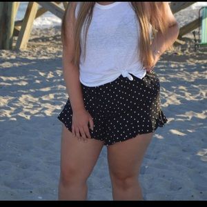 Polkadot shorts !⚫️⚪️